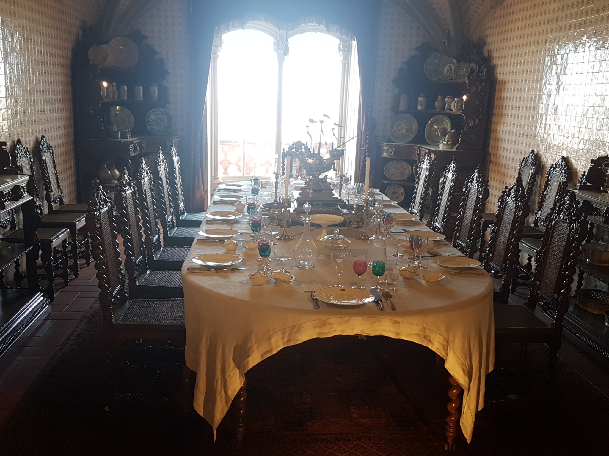 Pena Palace - Dining Table